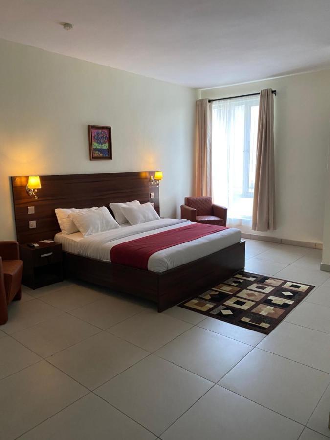 לגוס Posh Hotel And Suites Victoria Island מראה חיצוני תמונה