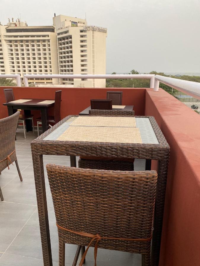 לגוס Posh Hotel And Suites Victoria Island מראה חיצוני תמונה